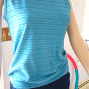 Small Blue classy sleeveless top NWOT